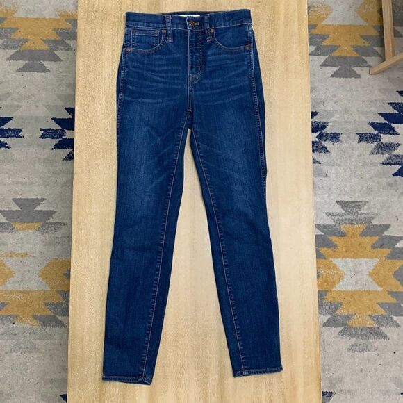 Madewell 10" High-Rise Skinny Jeans in Tarren Wash - Picture 2 of 4
